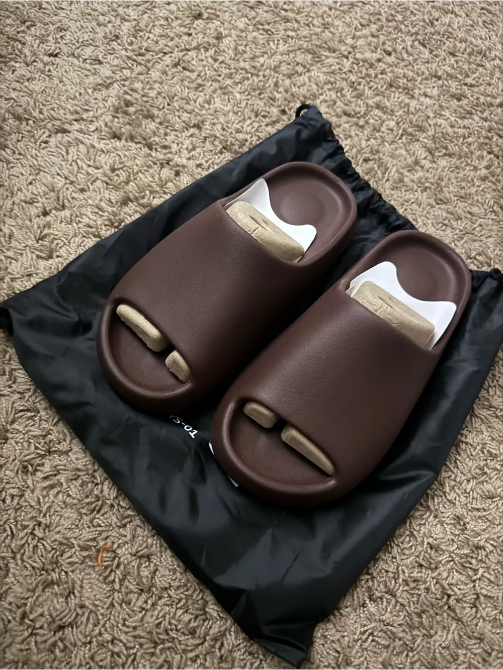 Men's Fudge Yeezy Slides BRAND NEW